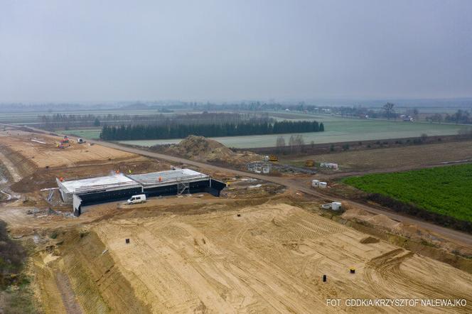 Budowa S7 na trasie Napierki - Płońsk. Zobacz postępy prac [GALERIA]