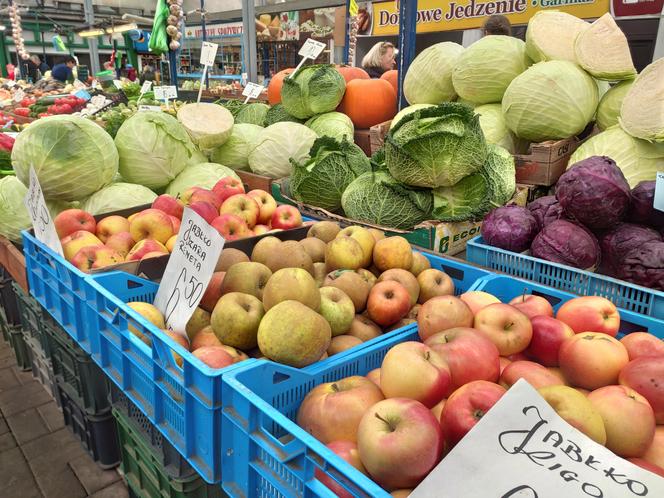 Ceny sezonowych warzyw i owoców. Odwiedziłam Gdyńskie Hale Targowe w Gdyni