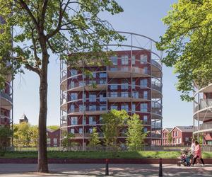 Domy jak gazometry - Villa Industria w Hilversum