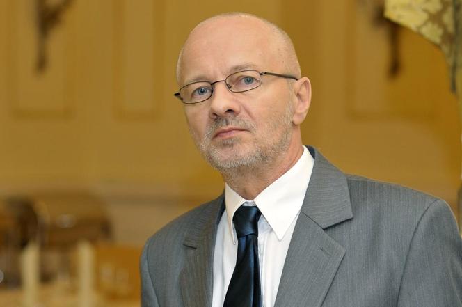 Krzysztof Stroiński kiedyś i teraz. Tak wygląda główny aktor "Daleko od szosy"