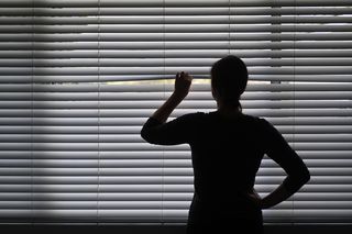 Fobia społeczna: objawy, przyczyny i leczenie