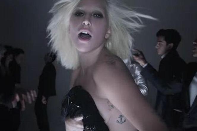 Lady Gaga w teledysku promującym kolekcję Toma Forda