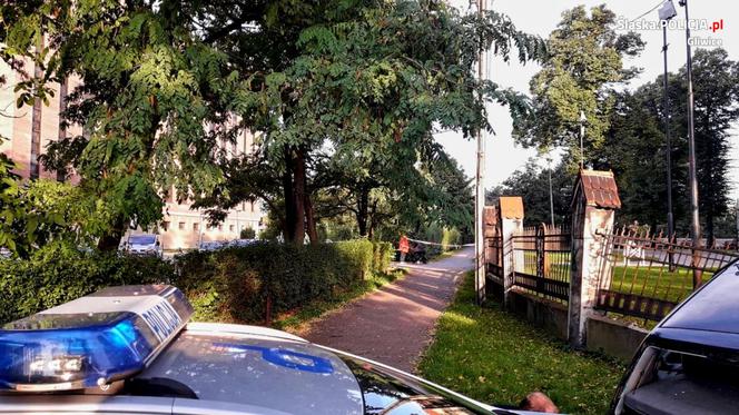 Gliwice: Ucieczka przed policją zakończyła się na ogrodzeniu parafii. Wierni byli w szoku [ZDJĘCIA]