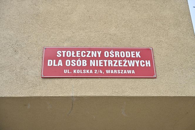 Byliśmy w izbie wytrzeźwień na Kolskiej w Warszawie. „Dajemy im 24 godzin na wytrzeźwienie”