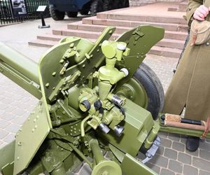 Armata pułkowa wróciła po renowacji do Kołobrzegu