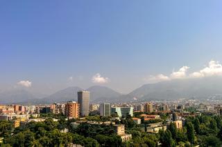 Albania to nowy wakacyjny kierunek z lotniska w Szymanach