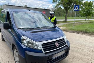 Policjanci namierzali piratów drogowych w Sampławie pod Iławą przy użyciu drona