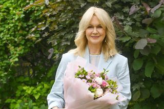 Od 40 lat w telewizji. Dziś Grażyna Torbicka ma 66 lat i wciąż wygląda olśniewająco!