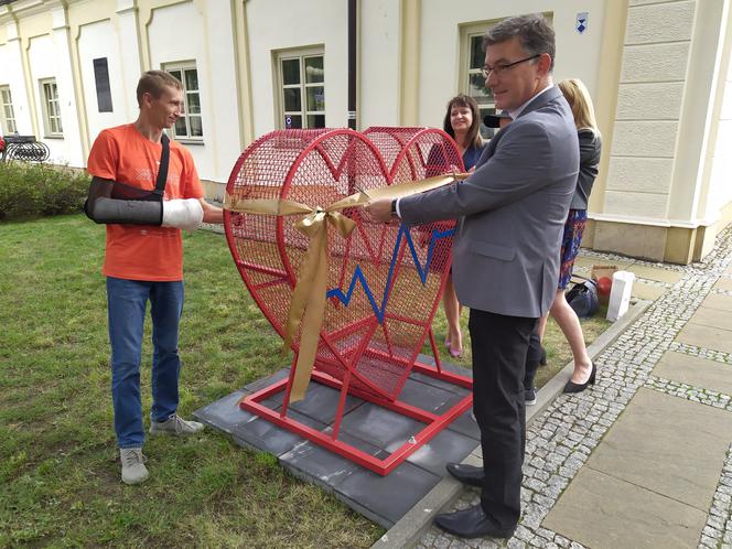 Uroczyste oddanie do użytku Serduszka pod dębem przy Muzeum Regionalnym w Siedlcach