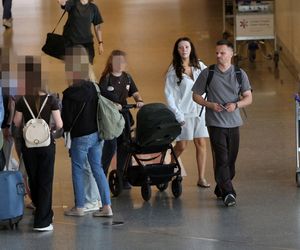 Marcin Hakiel z rodziną lecą na wakacje