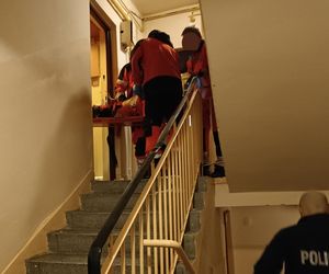 Zasztyletował sanitariusza, odpowie za usiłowanie zabójstwa drugiego medyka