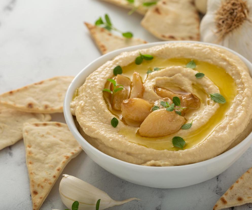 Jak zrobić HUMMUS? Hummus na kilka sposobów