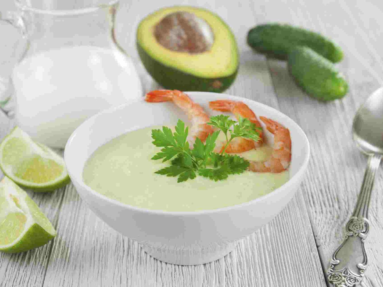 Ostra zupa z awokado - jak zrobić? [sprawdzony przepis]