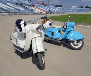 Osy kręciły kółka na stadionie żużlowym w Lesznie. Ogólnopolski zlot skuterów Osa Osieczna-Leszno 