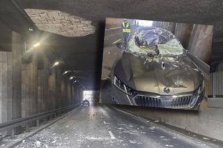 W tunelu urwał się strop i zmiażdżył samochód!