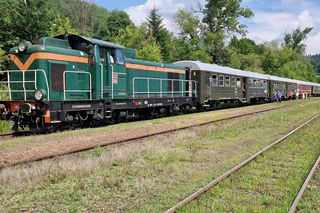 Pociąg Retro Express Bieszczady znów kursuje! W weekend pojedzie z Jasła do Krościenka 