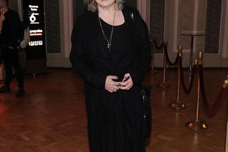 Katarzyna Grochola walczyła z rakiem, teraz nadszedł kolejny cios. Smutne doniesienia o stanie zdrowia pisarki