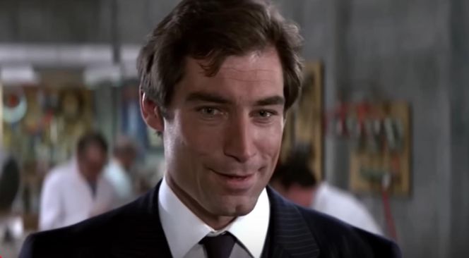 Timothy Dalton jako James Bond 