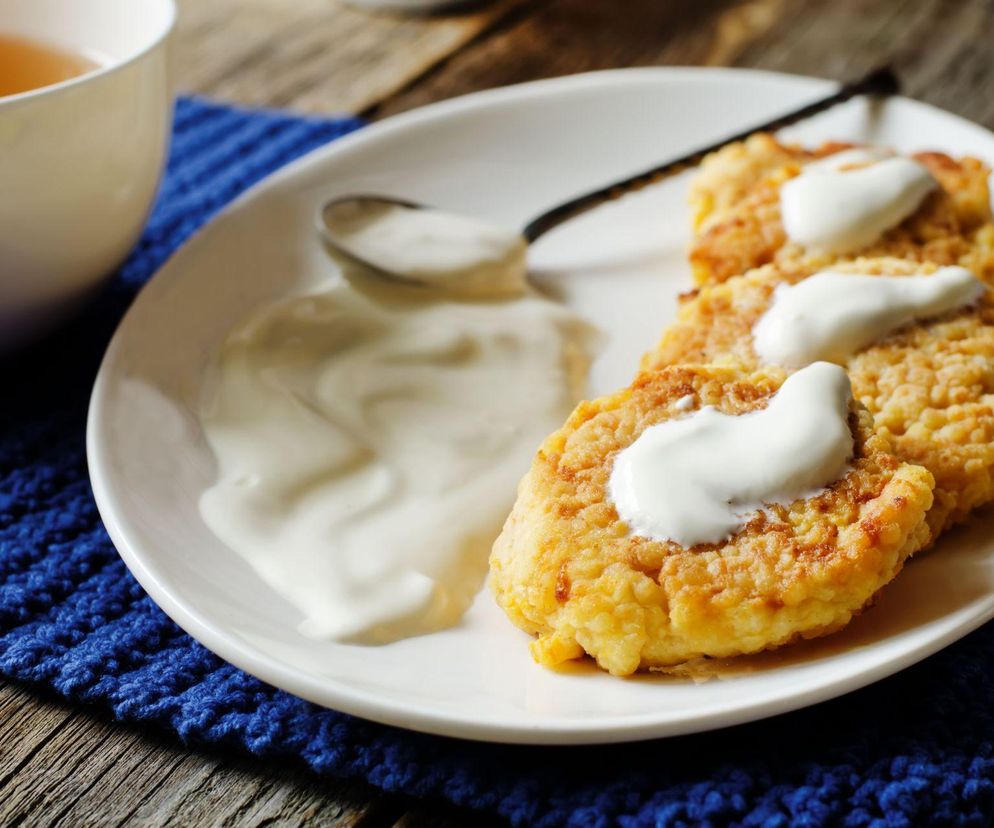 Placki z kaszy jaglanej. Idealne na przekąskę, deser lub słodkie śniadanie