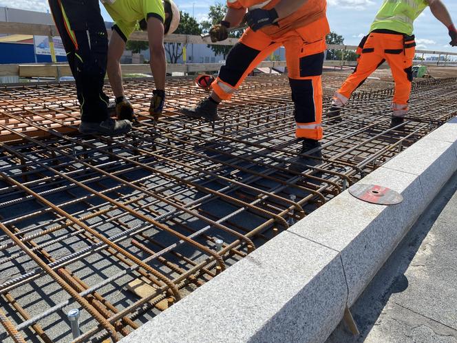 Jak idą prace przy wschodniej nitce wiaduktu przy ul. Zjednoczenia? Sprawdziliśmy