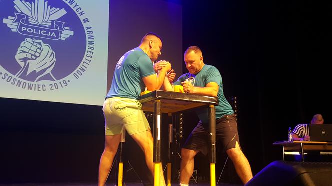 Pierwsze Mistrzostwa Polski Służb Mundurowych w Armwrestlingu w Sosnowcu