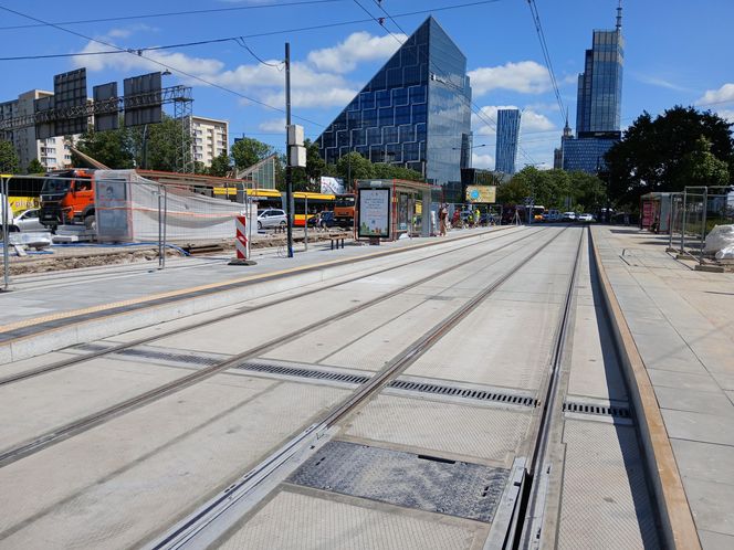 Tramwajowy remont pl. Zawiszy w Warszawie