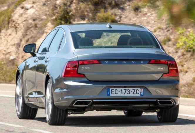 Volvo S90
