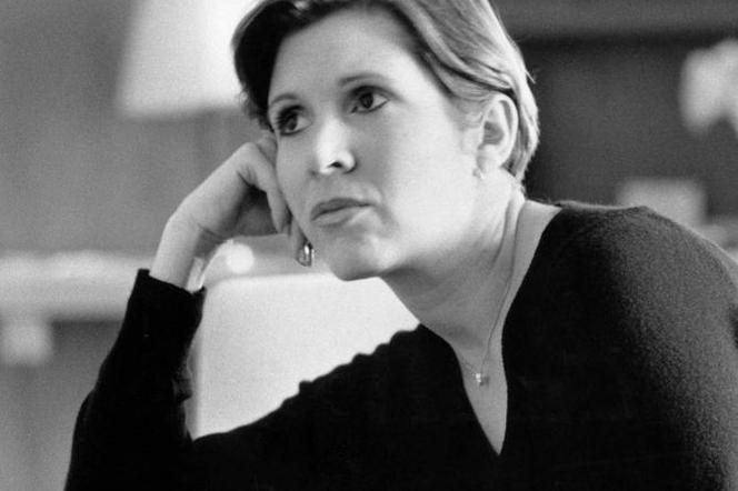 Carrie Fisher zmarła w blasku księżyca, uduszona przez własną bieliznę