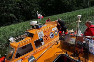 Dwie akcje ratunkowe na Mazurach. 57-latek nie żyje, 10-latka zabrał śmigłowiec [ZDJĘCIA]
