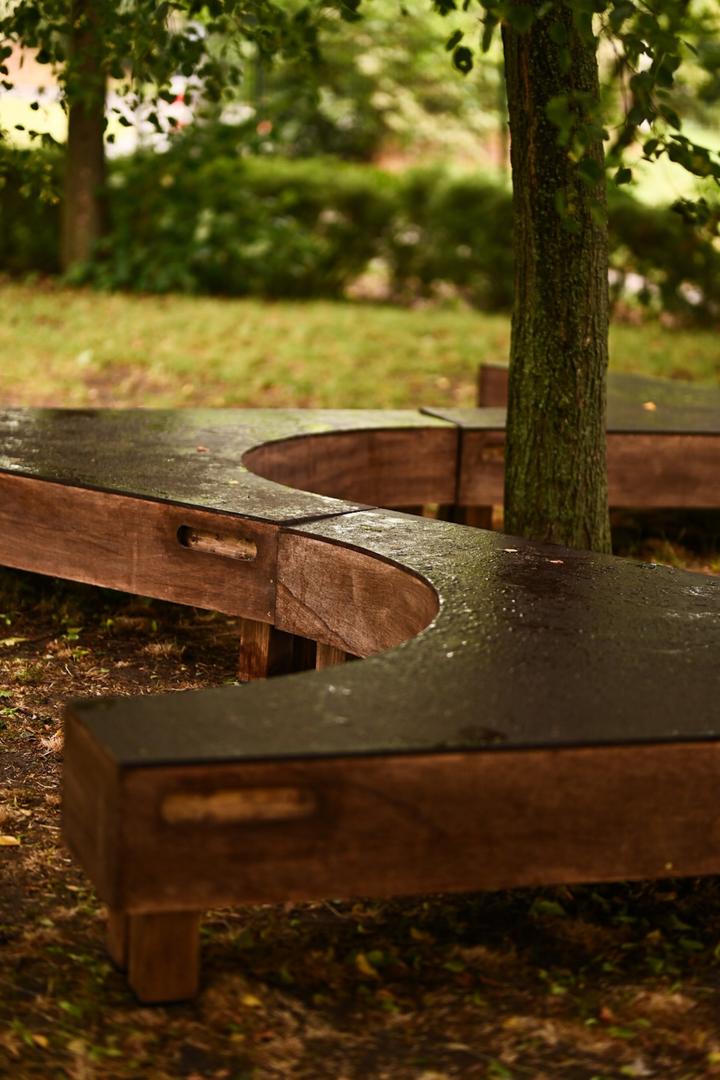 Warsztaty Mood for wood 2023 w Poznaniu – projekt „Bonfire” grupy pod kierunkiem Lukáša Šípa i Tibora Vargi z Politecniki Bratysławskiej