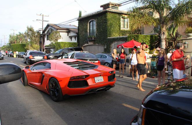 Chris Brown w Lamborghini Aventador