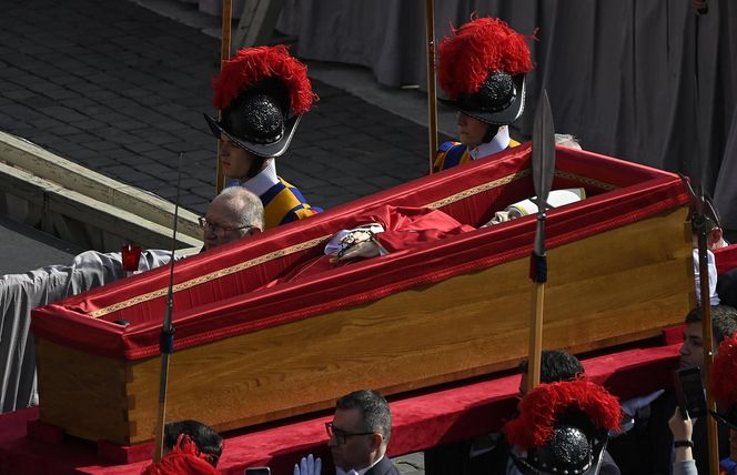 Trumna Papieża.