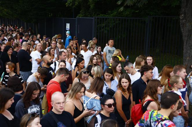 Gigantyczne kolejki przed stadionem. Tak fani czekali na koncert Dawida Podsiadło