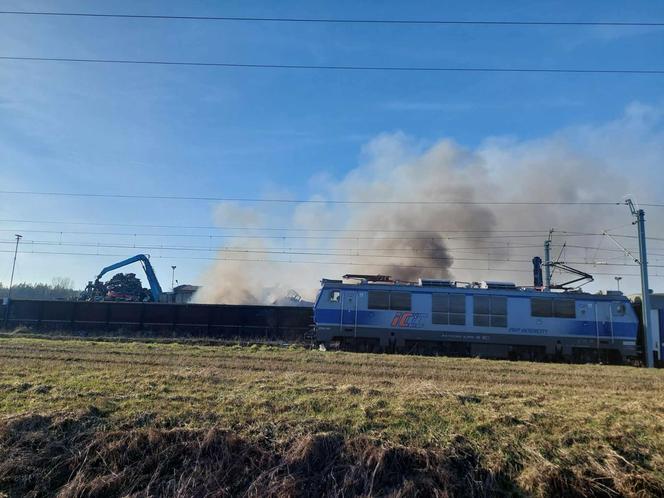 Pali się składowisko odpadów w Przysiece Polskiej