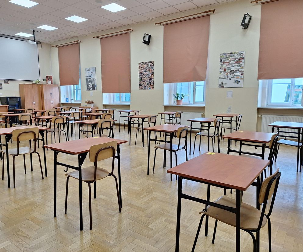 Matura 2025 z angielskiego zagrożona? Zdjęcia arkusza i rozwiązania w sieci 