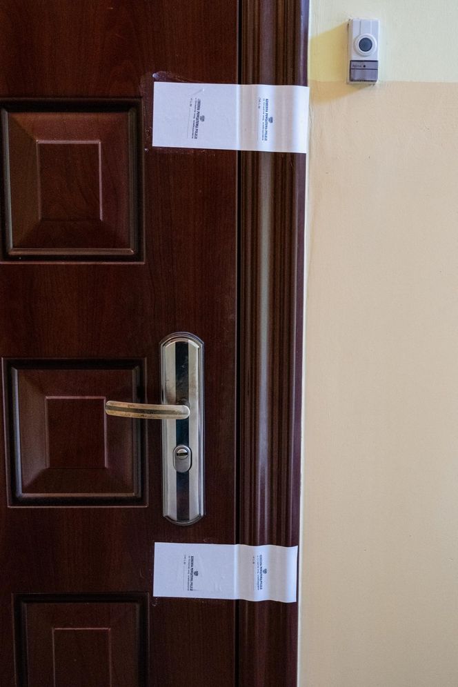 Zadał żonie 20 ciosów nożem i poszedł na policję o tym opowiedzieć.