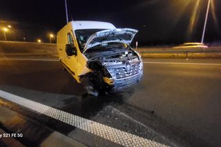  Kierowca busa usnął za kółkiem. Kolizja przy węźle na S5 niedaleko Śmigla