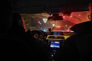 Policjanci grupy SPEED skontrolowali taksówki na aplikację. Posypały się mandaty