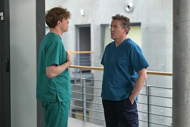 Pierwsza miłość, odcinek 4038: Jakub Wenerski (Przemysław Sadowski), Radek (Karol Biskup)