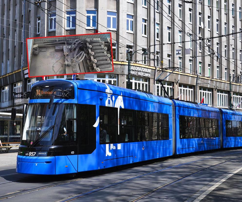 Wybuch tramwaju w Krakowie! Potężna eksplozja na pl. Centralnym. Wiemy, co się stało [WIDEO]