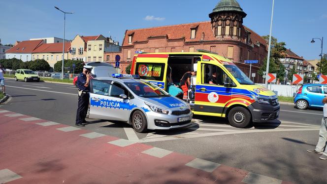 Zderzenie roweru z L-ką. Poszkodowana 38-latka