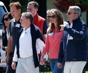 Rusza letni obóz dla miliarderów! Bill Gates ma nietęgą minę, Bezos promienieje