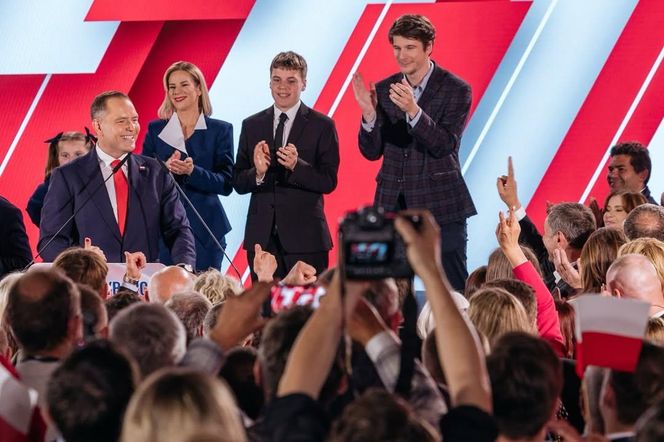 Наконец он нарушил молчание. Кароль Навроцкий о ненависти к своей дочери: «Я ее очень люблю»