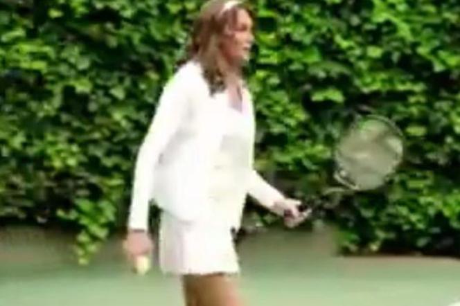 Caitlyn Jenner gra w tenisa