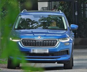 Anna Mucha nawadnia psa