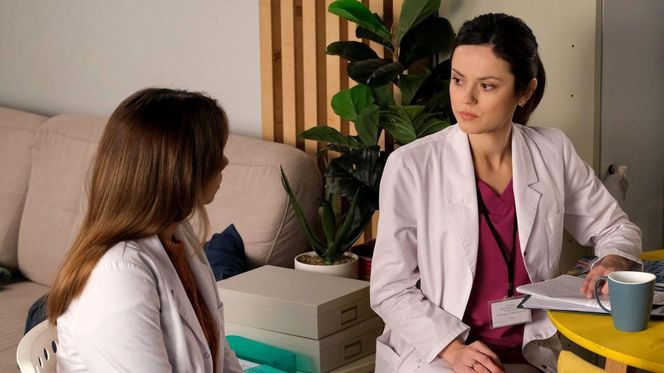 	M jak miłość odc. 1853. Aneta (Ilona Janyst), Kasia (Paulina Lasota)