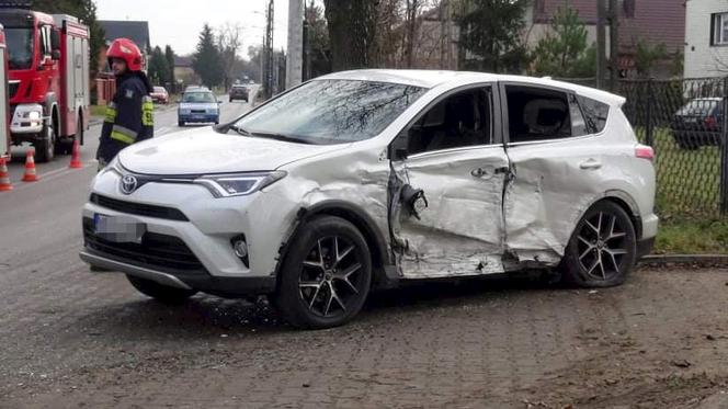 Kompletnie pijany rozbił się citroenem