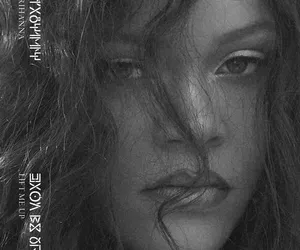 Lift Me Up - o czym śpiewa Rihanna? Nowa piosenka WZRUSZA do łez