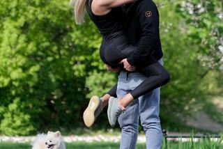 Ola Ciupa boksuje i całuje na spacerze