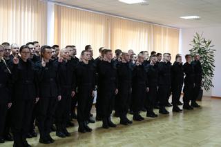 Ślubowanie policjantów w Bydgoszczy. Nasz region zasili 69 nowych funkcjonariuszy! [ZDJĘCIA]